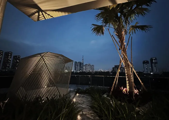 Metropole Thu Thiem Luxury Apartment