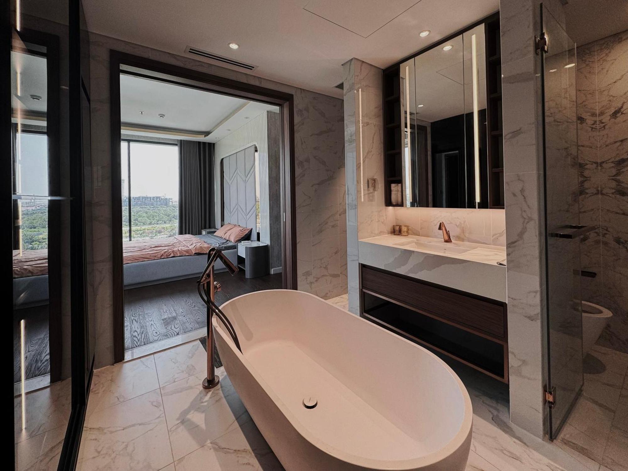 Căn hộ Metropole Thu Thiem Luxury *